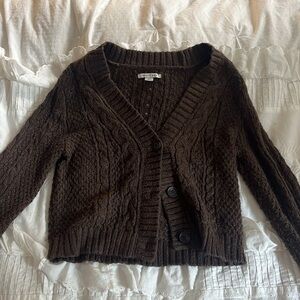 American Eagle brown cropped button up sweater